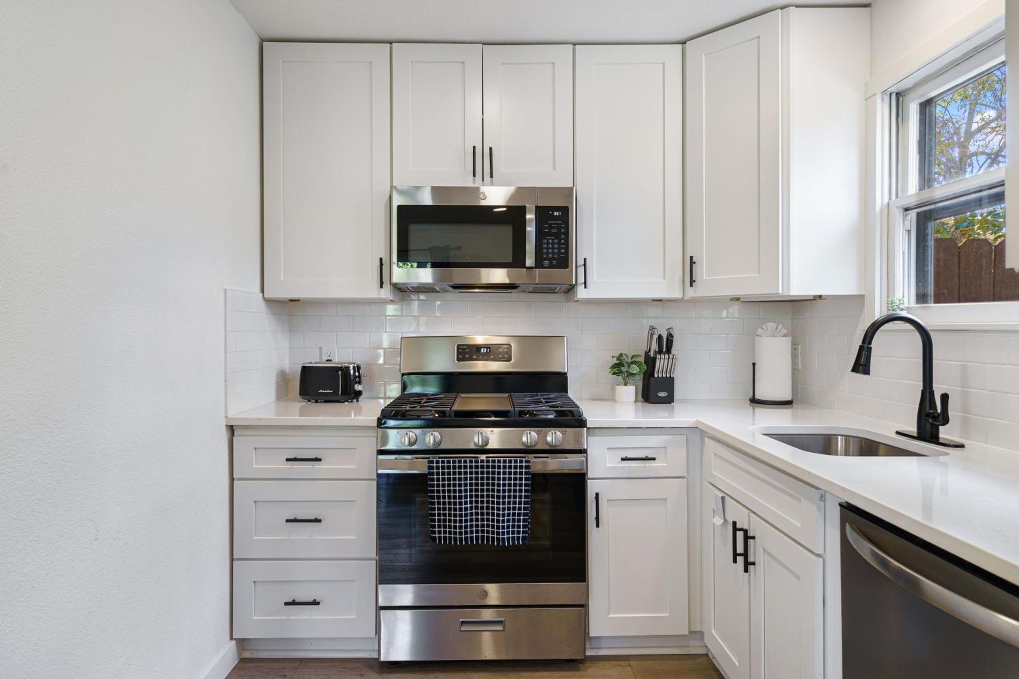 Charming Home In Prime Location! Austin Exterior foto