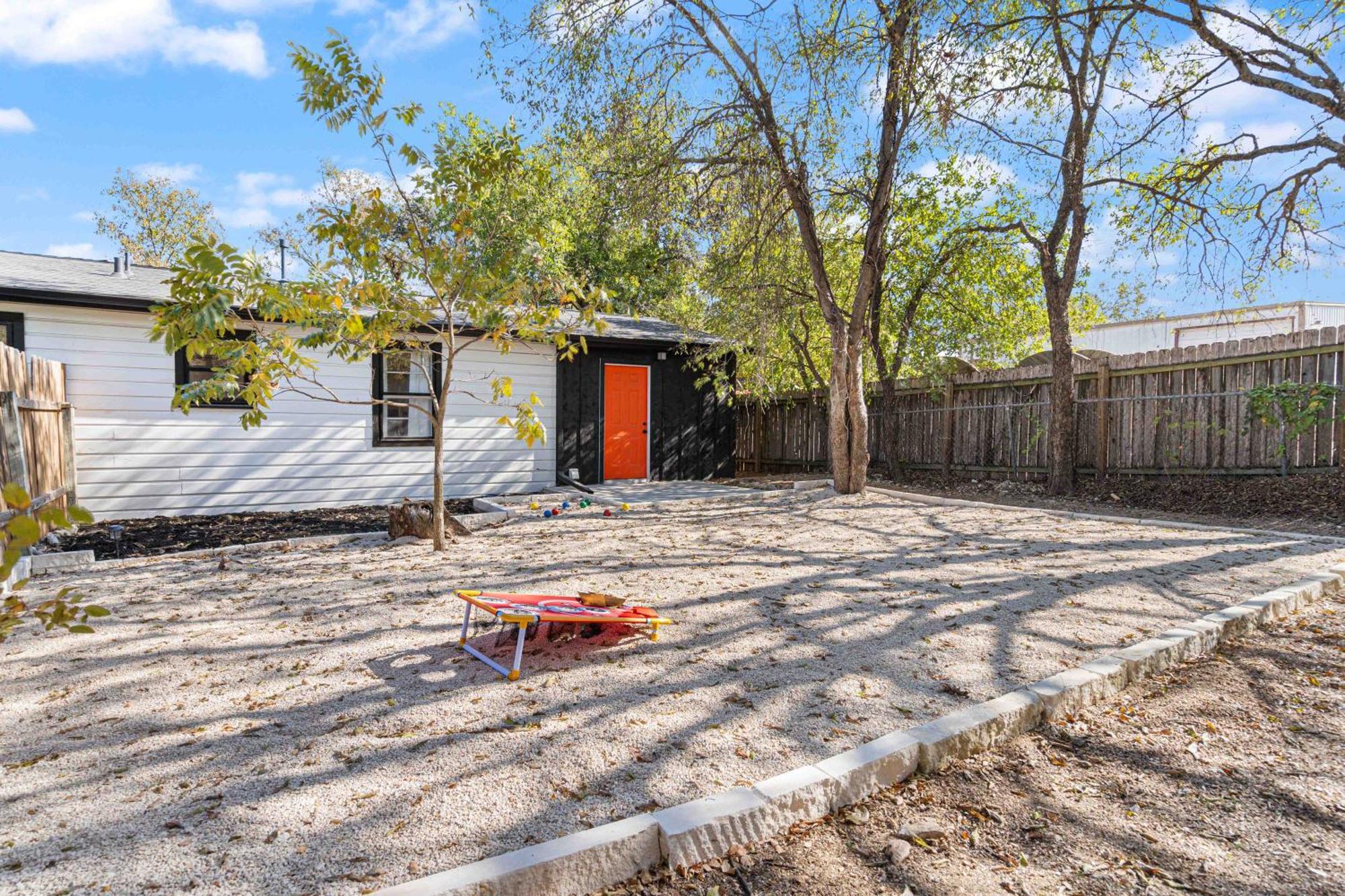 Charming Home In Prime Location! Austin Exterior foto
